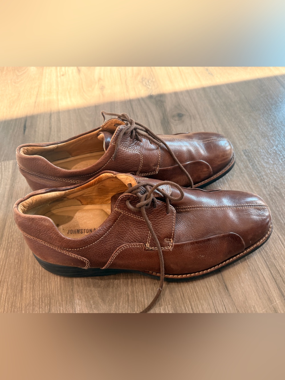 Johnston & Murphy Brown Leather Lace-Up Oxfords